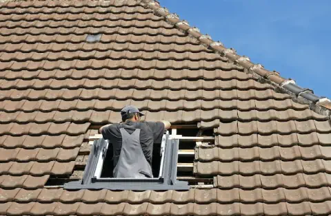 Pose de velux - Arcambal